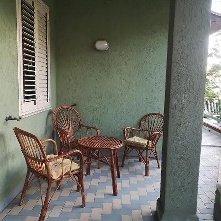 Bed & Breakfast Assueli